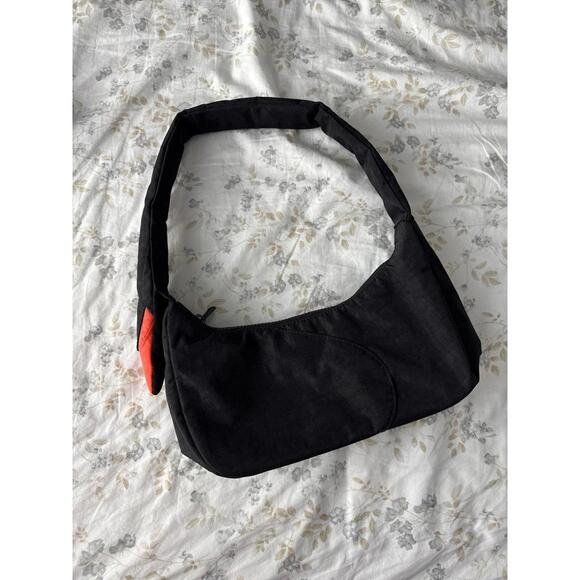Baggu Handbags - Baggu Swan bag